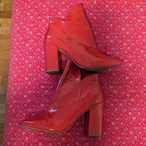 Patent Leatherette Bootie Pointy Toe Block Heel Liliana Zoya-4 Vegan Red Size 7 - Picture 9 of 10
